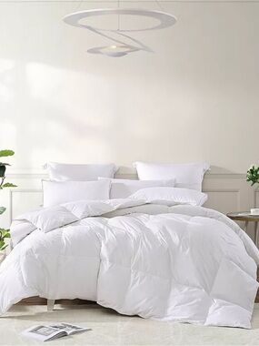 🧡 Royal Luxe All Season Warmth White Goose Feather Down Comforter Full Queen